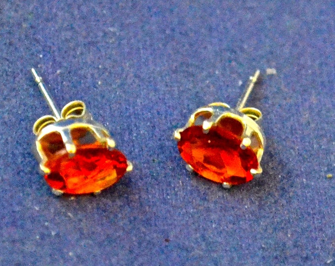 Red Andesine Stud Earrings, 7x5mm Oval, Natural, set in Sterling E29