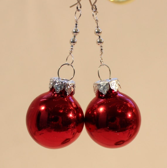 Christmas ornament earrings shiny red glass by KaterinaCollection