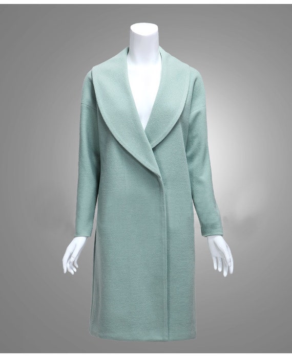 Items similar to Green wool women coat women fashion coat long sleeve ...