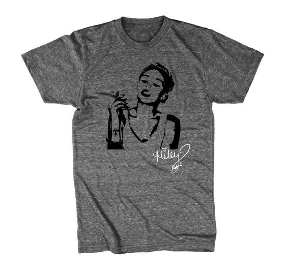 miley cyrus fleetwood mac shirt