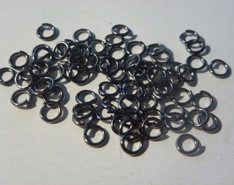 D-03353 - 100 Jumprings black nickel free 4mm