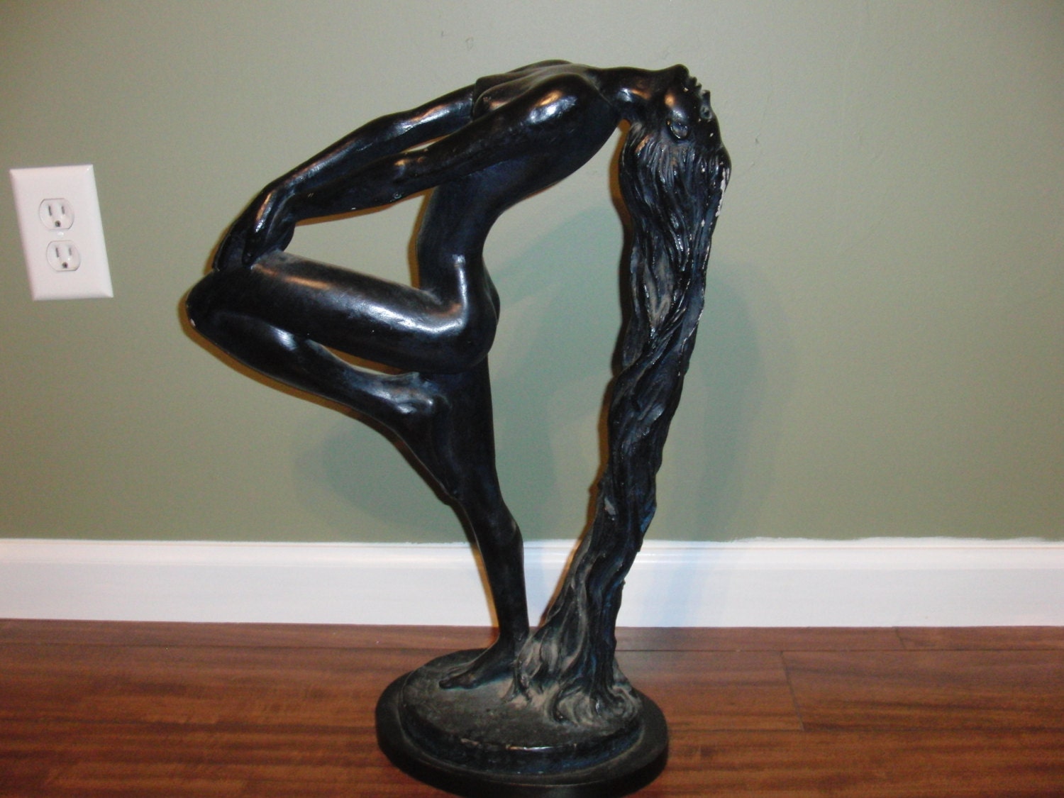 Vintage AUSTIN SCULPTURE Lady 1979 Sultry Awakening Klara