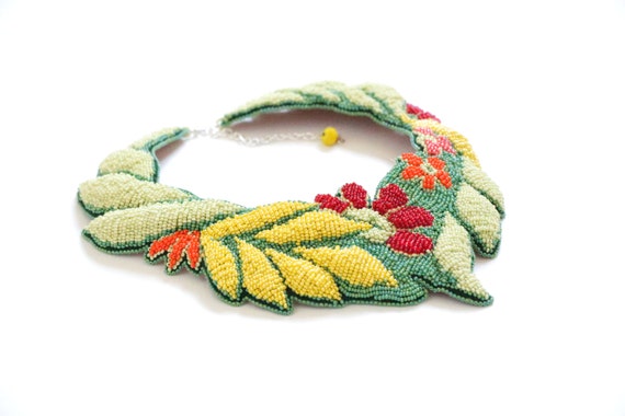 Spring summer jewelry fashion - leaf colorful necklace - green statement necklace with flower - yellow seed beads leaves necklace for summer