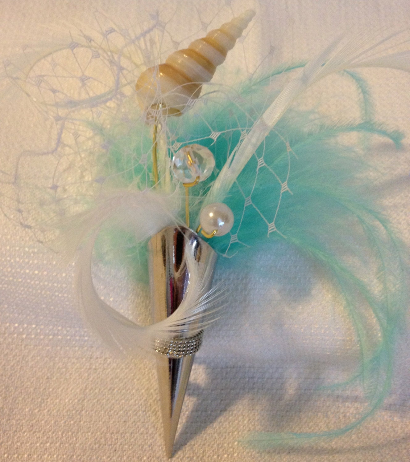 LAPEL PIN VASE Black/Silver Boutonniere Vase Pin