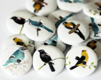15 Bird Buttons - 15mm - 2 holes - Round Painted - White Wood - Garden Birds Button - Bird Print - PW74