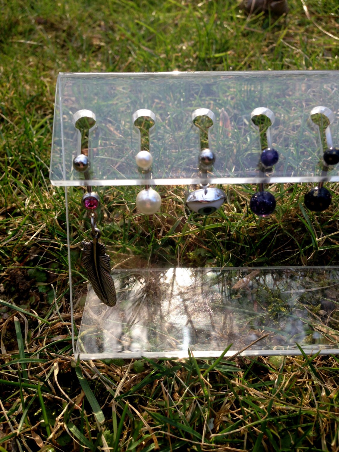 Acrylic Belly Button Navel Ring Display Storage Small by acidmist