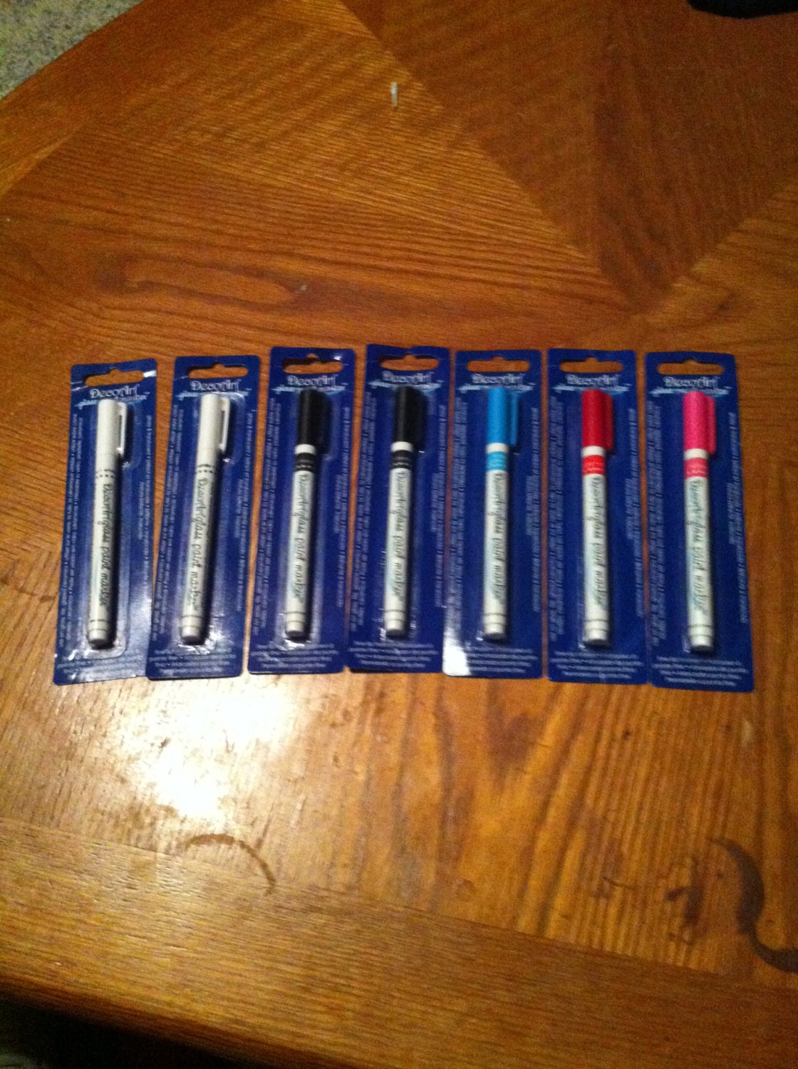 DecoArt Glass Paint Pens 14 Pens