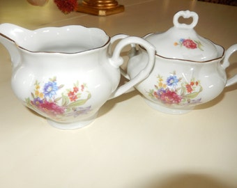 ENGLAND FAVOLINE CREAM and Sugar Set