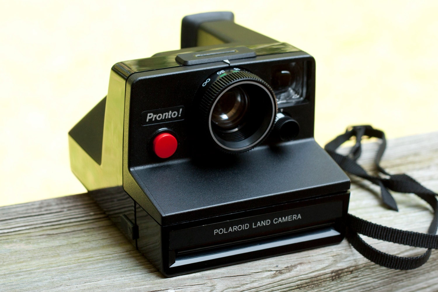 Polaroid Camera // Pronto // SX70 // Film Tested // Working