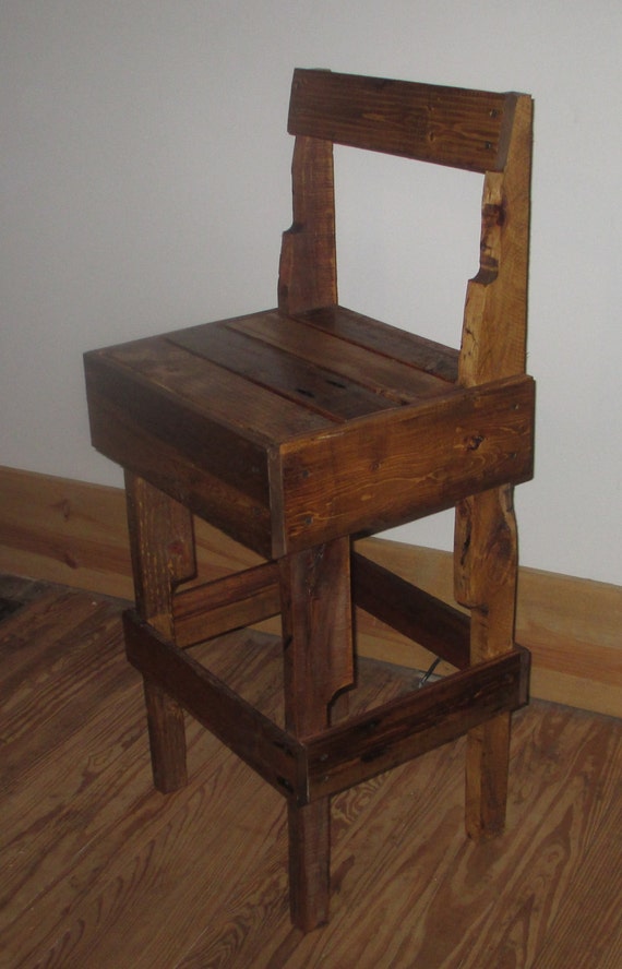 Items similar to Bar stool. (refurbished pallet) on Etsy