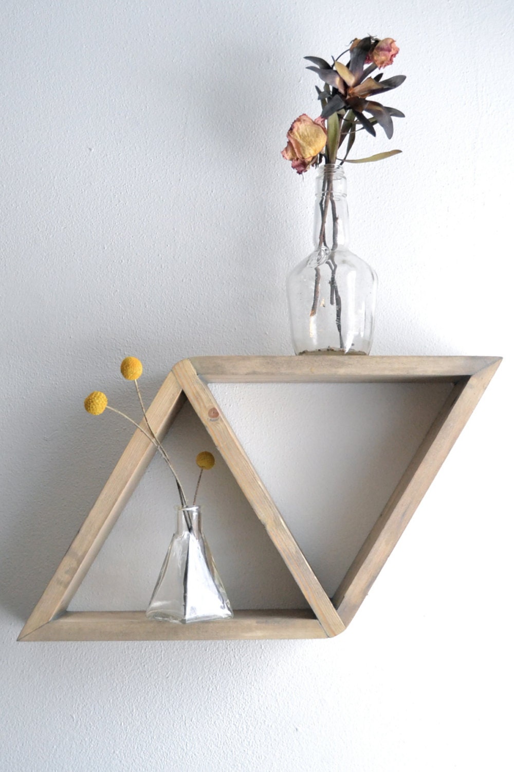 Diamond Shelf