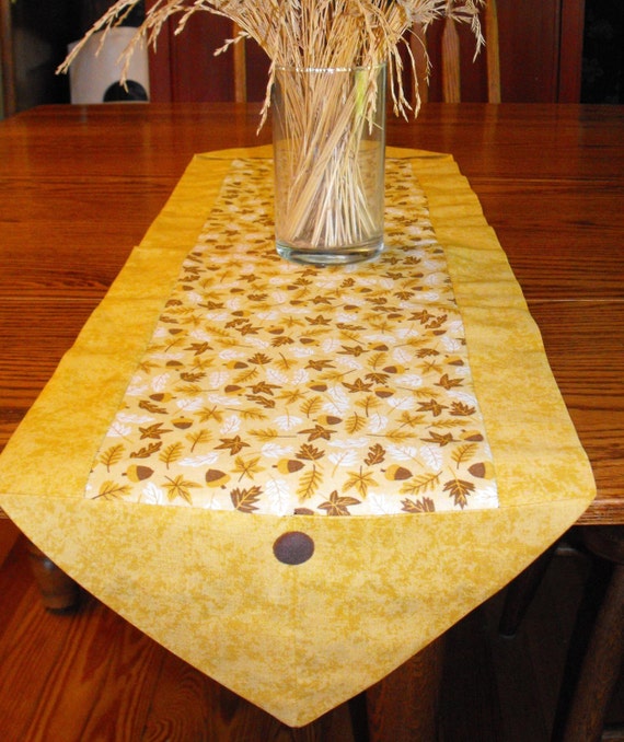 browns, patterns M,  Fall cream in Leaf gold SALE pattern runner and table sz  table gold  runner,