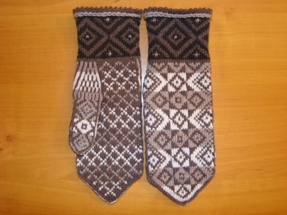 Hand knitted mittens with traditional Lithuanian pattern