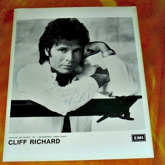 Cliff Richard Signed Glossy Photo Music Memorabilia Genuine