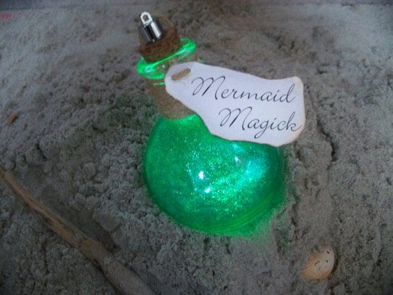Mermaid Magic Light-Up Bottle