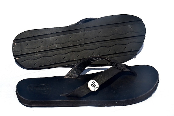 Items similar to Modern African Tire Sandals, Maasai Tire Sandals ...