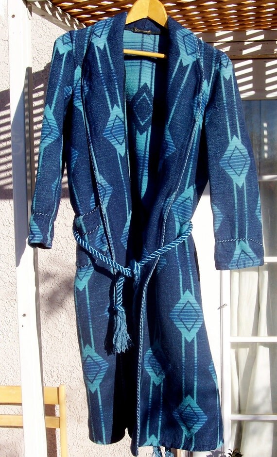 Vintage BEACON BLANKET ROBE Blue Diamonds