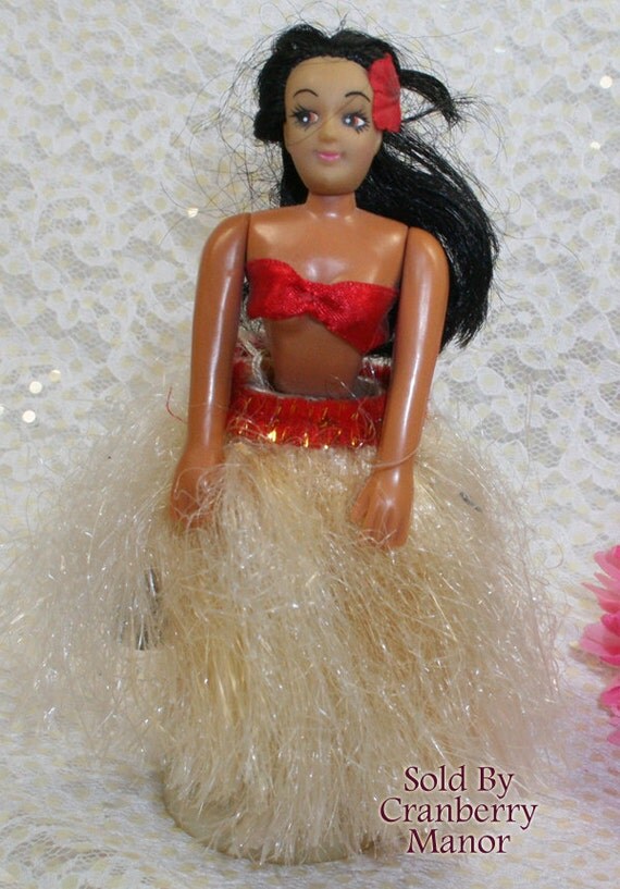 Items similar to Hawaiian Hula Girl Doll by KC Co Ltd Aiea Hawaii Toy