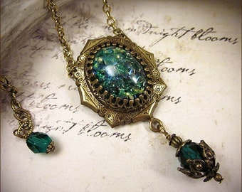 Renaissance Necklace, Emerald Jewel Necklace, Tudor Costume, SCA Garb, Medieval Wedding, Ren Faire, Renaissance Pendant Necklace, MedCol