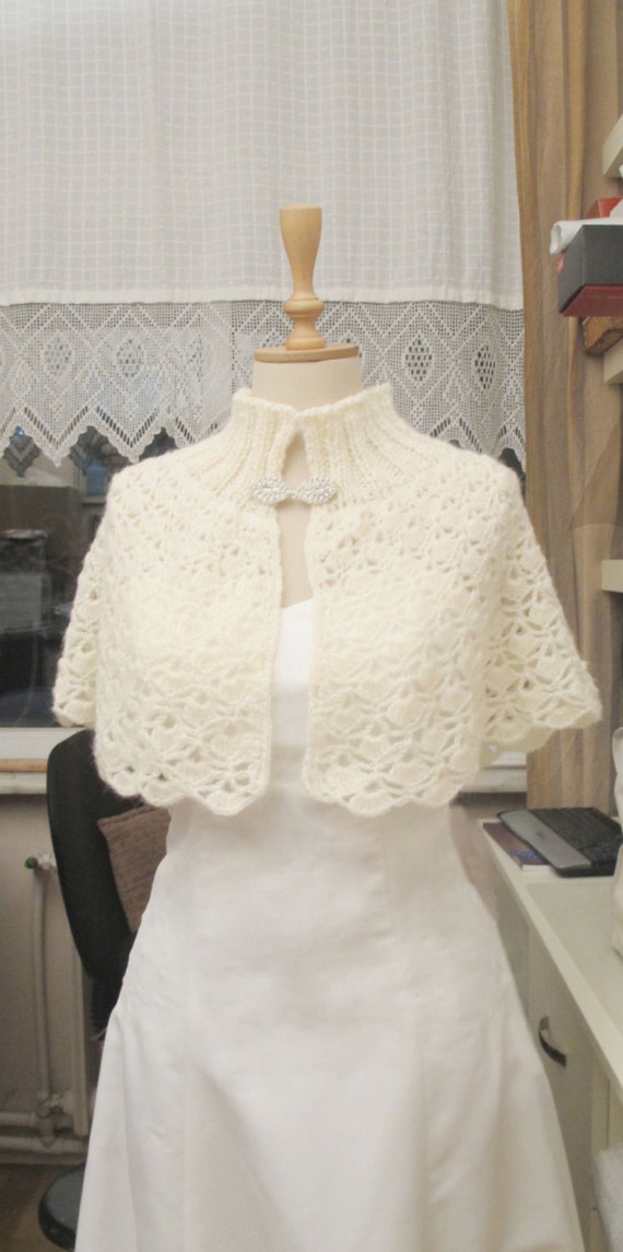 Items similar to Crochet Ivory Bridal Capelet Shoulder