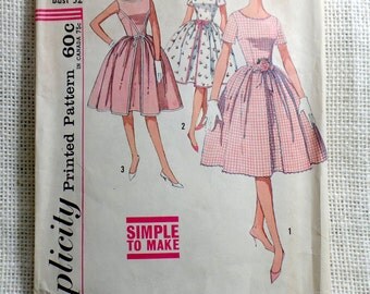Vintage Simplicity 8702 sewing pattern by momandpopcultureshop