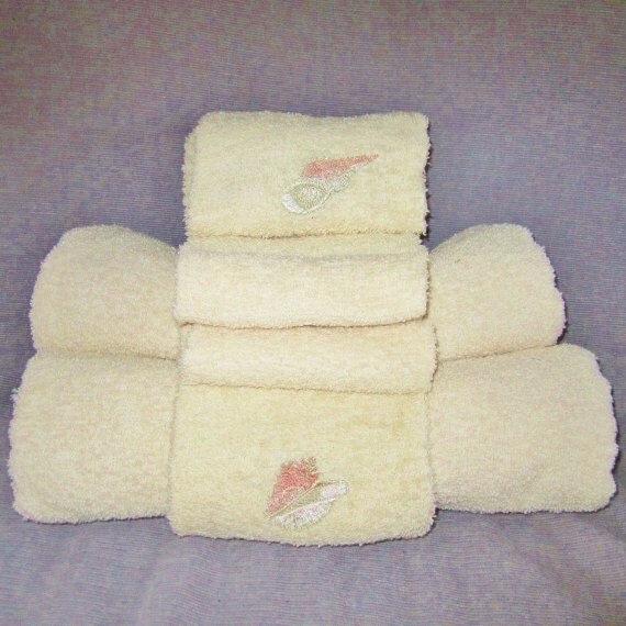 seashell towel set