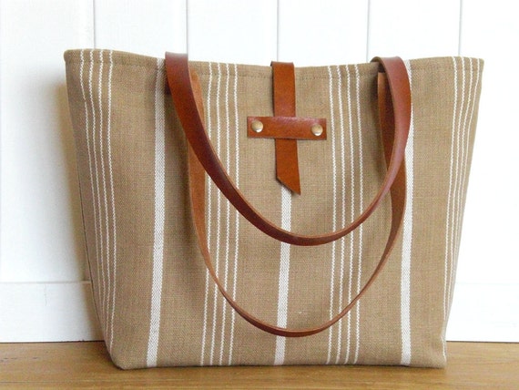 Handmade Canvas Tote bag with leather handles by MeryBradley