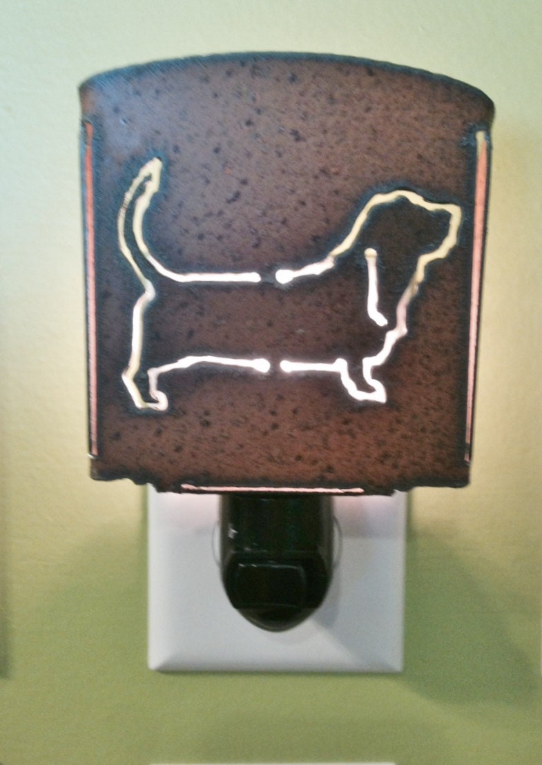 BASSET HOUND dog nightlight night light made of by TheRusticBarnAZ