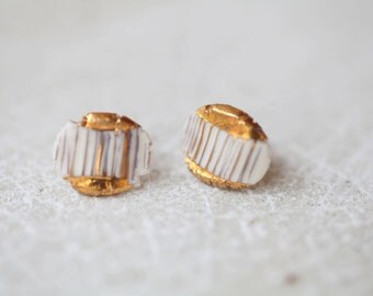 Dobra, porcelain and gold earrings, glazed. Porcelain jewelry