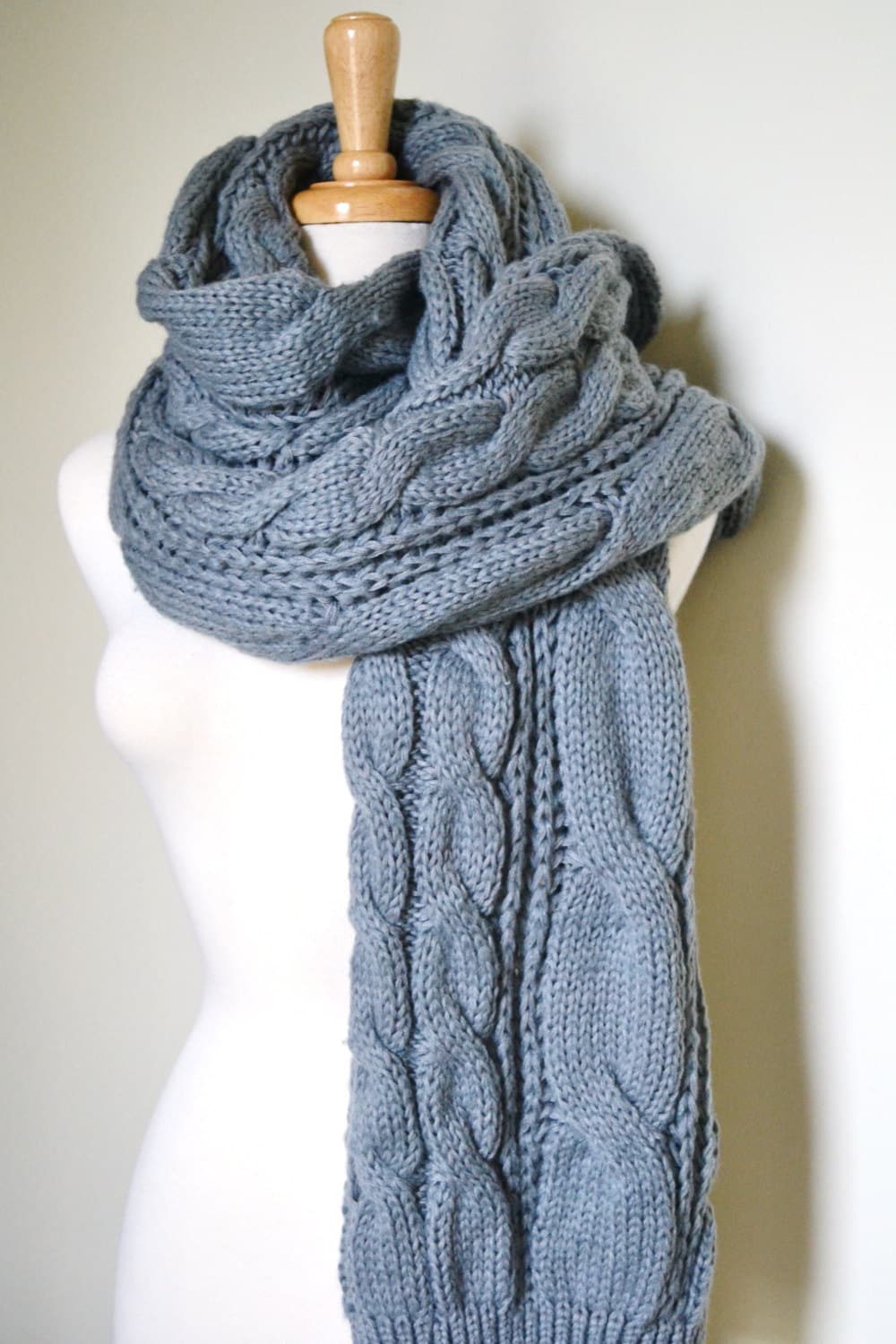 GREY Super Chunky Knitted Cable Scarf Unisex Cozy Winter