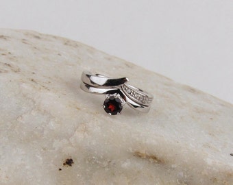 garnet wedding ring set