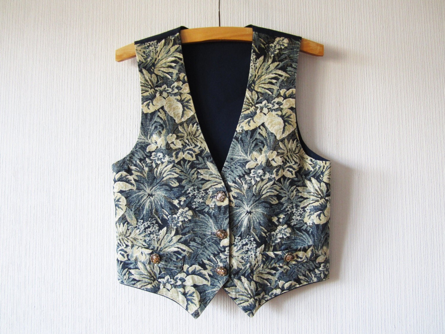 Floral Tapestry Vest Women Blue Beige Red Flower Waistcoat