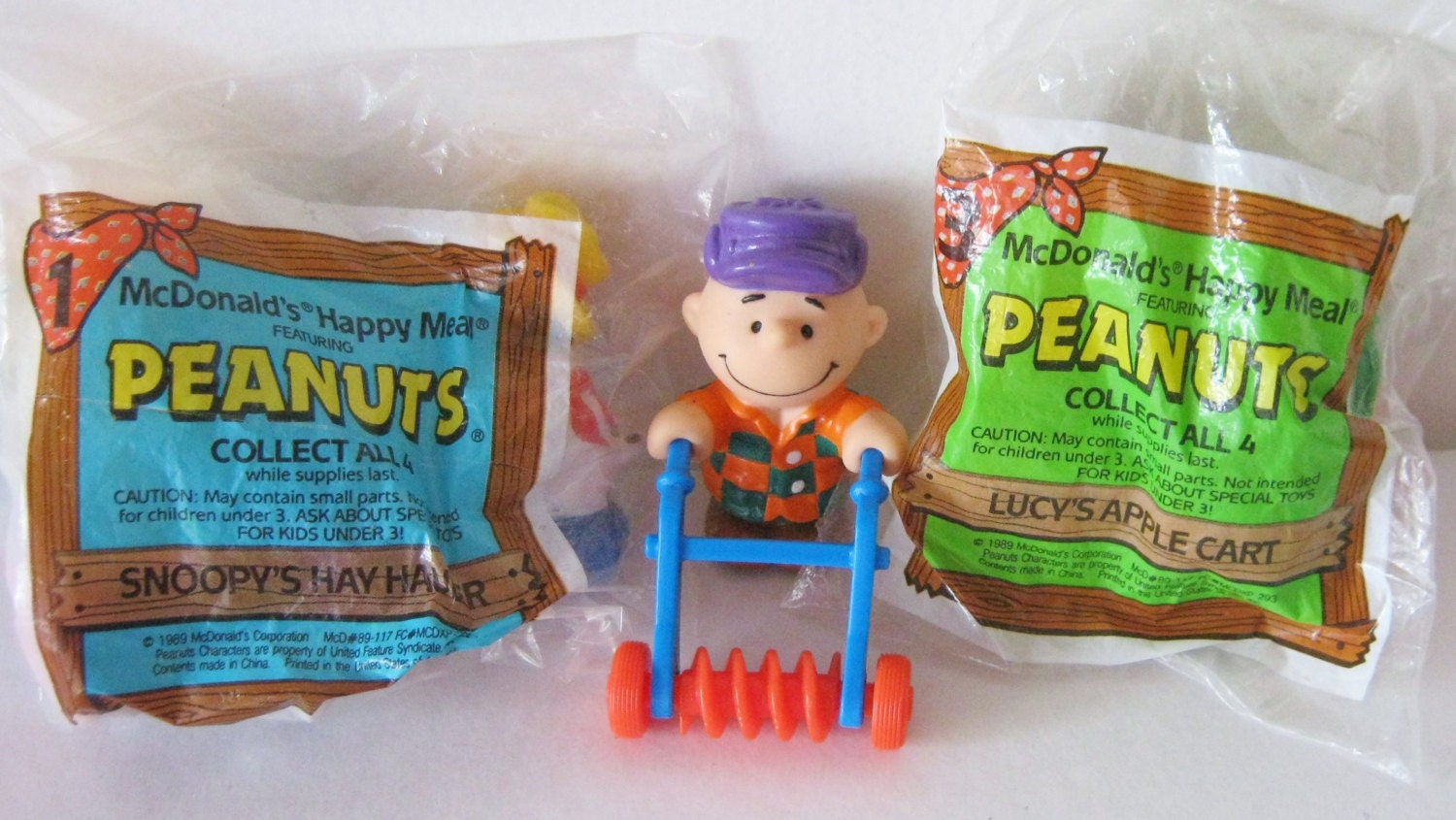 vintage peanuts toys