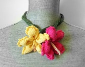 Women Knit Flower Fiber Art Jewelry Neck Corsage - Hibiscus Necklace