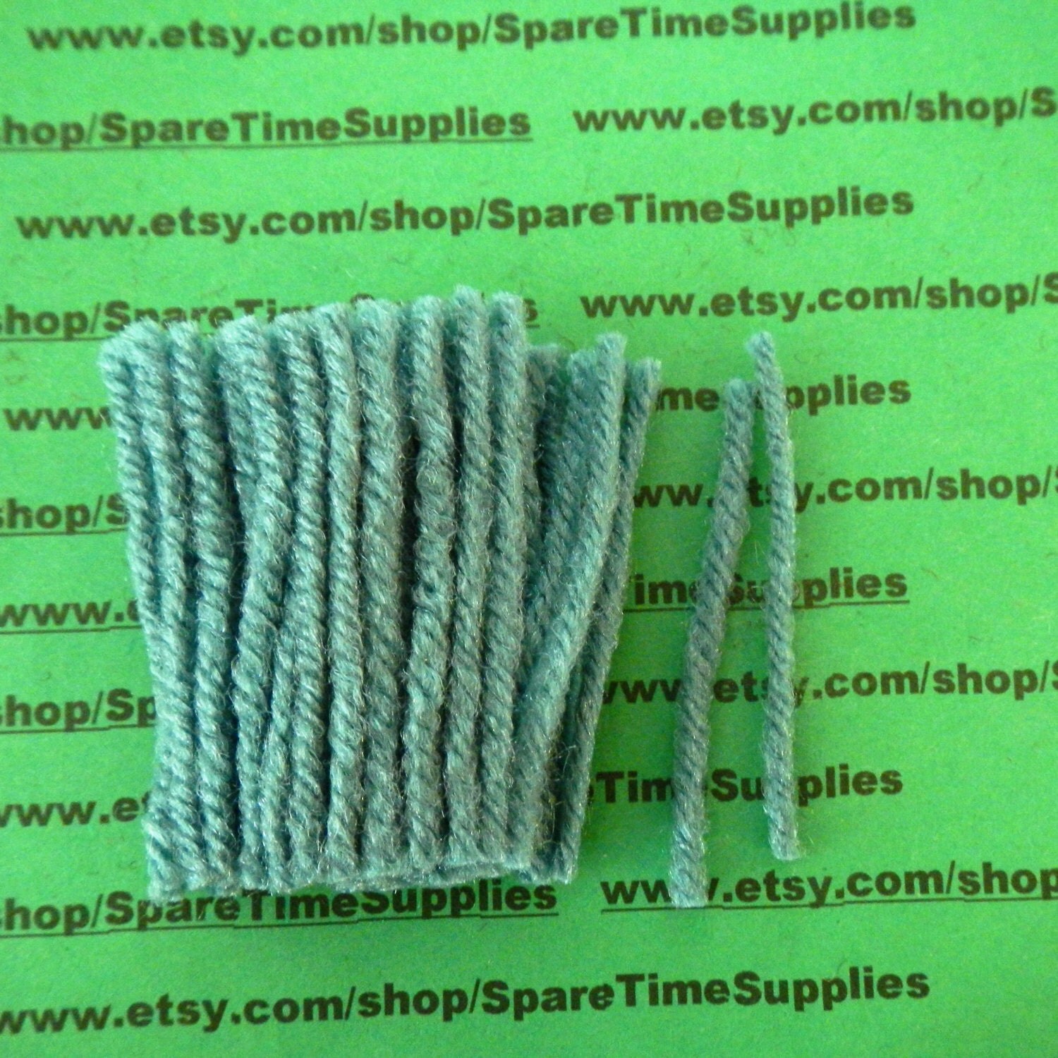 J & P Coats E49807 Latch Hook Rug Yarn precut approx 2