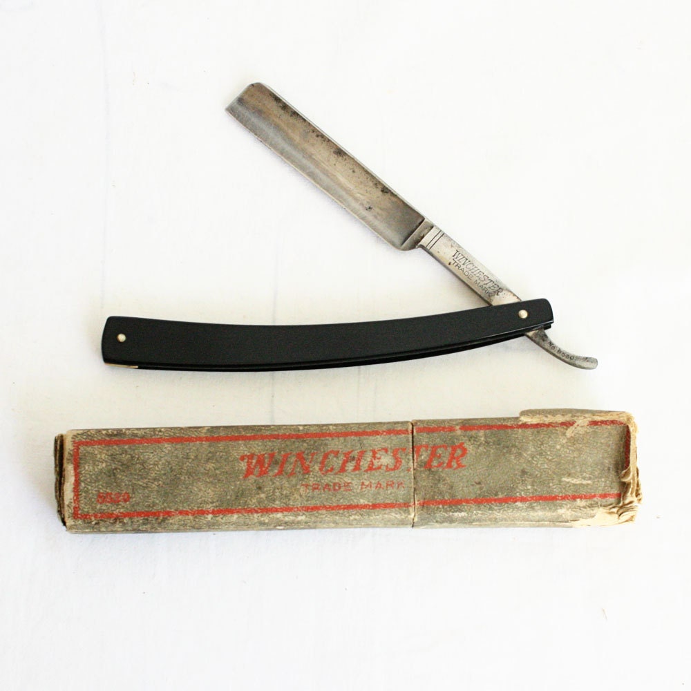 Vintage straight razor straight edge Winchester 8530