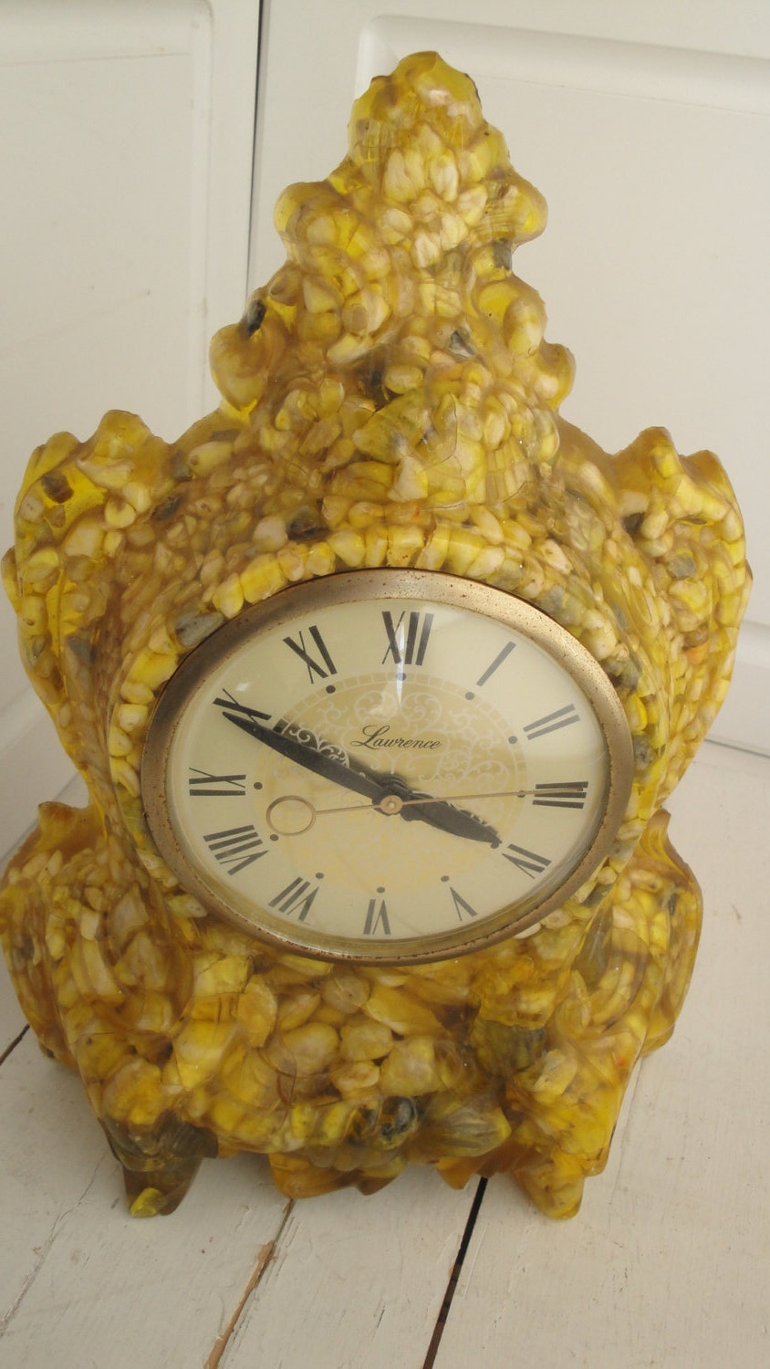 Vintage Rock Clock Resin Gold Clock