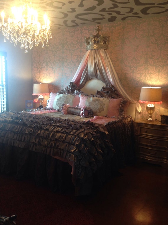 Items similar to Custom Bedding Twin, Full, Queen and King, Ritzy Baby