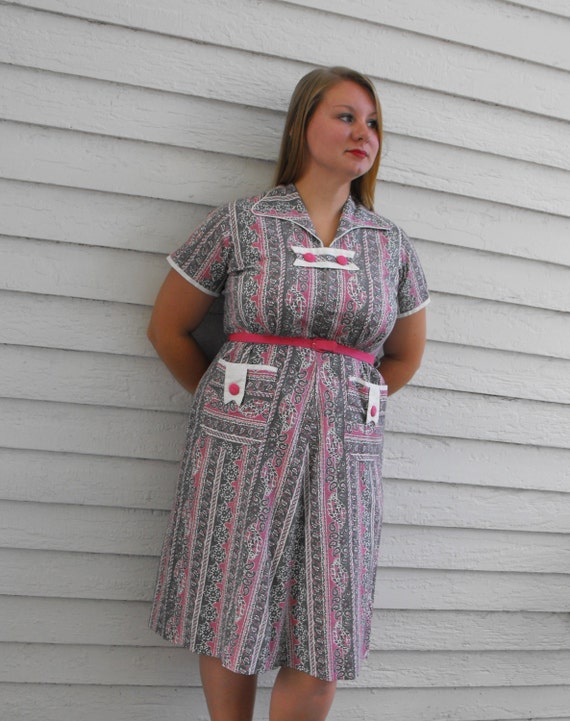 50s Print Dress Pink Gray White Floral Cotton Plus XL by soulrust