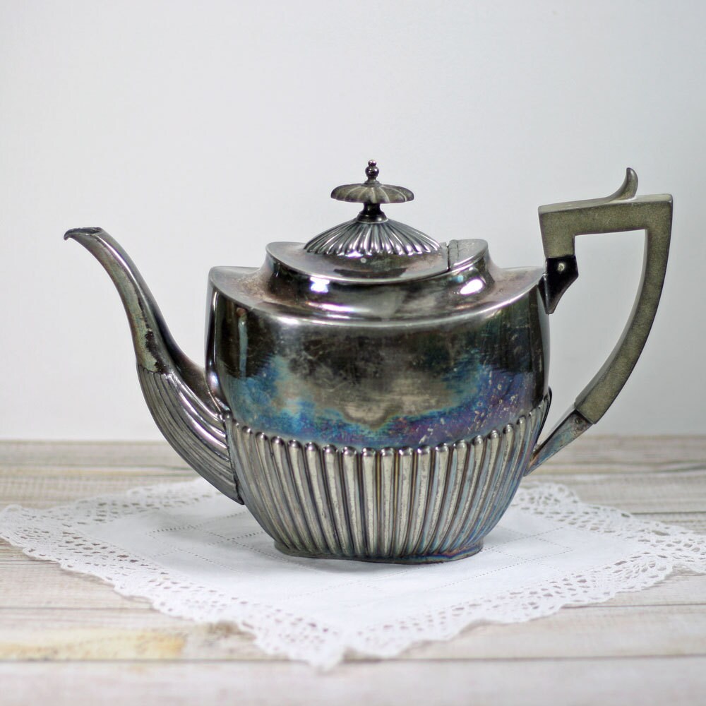 Antique Style Teapot Silver Plated by Cottonridgevintage