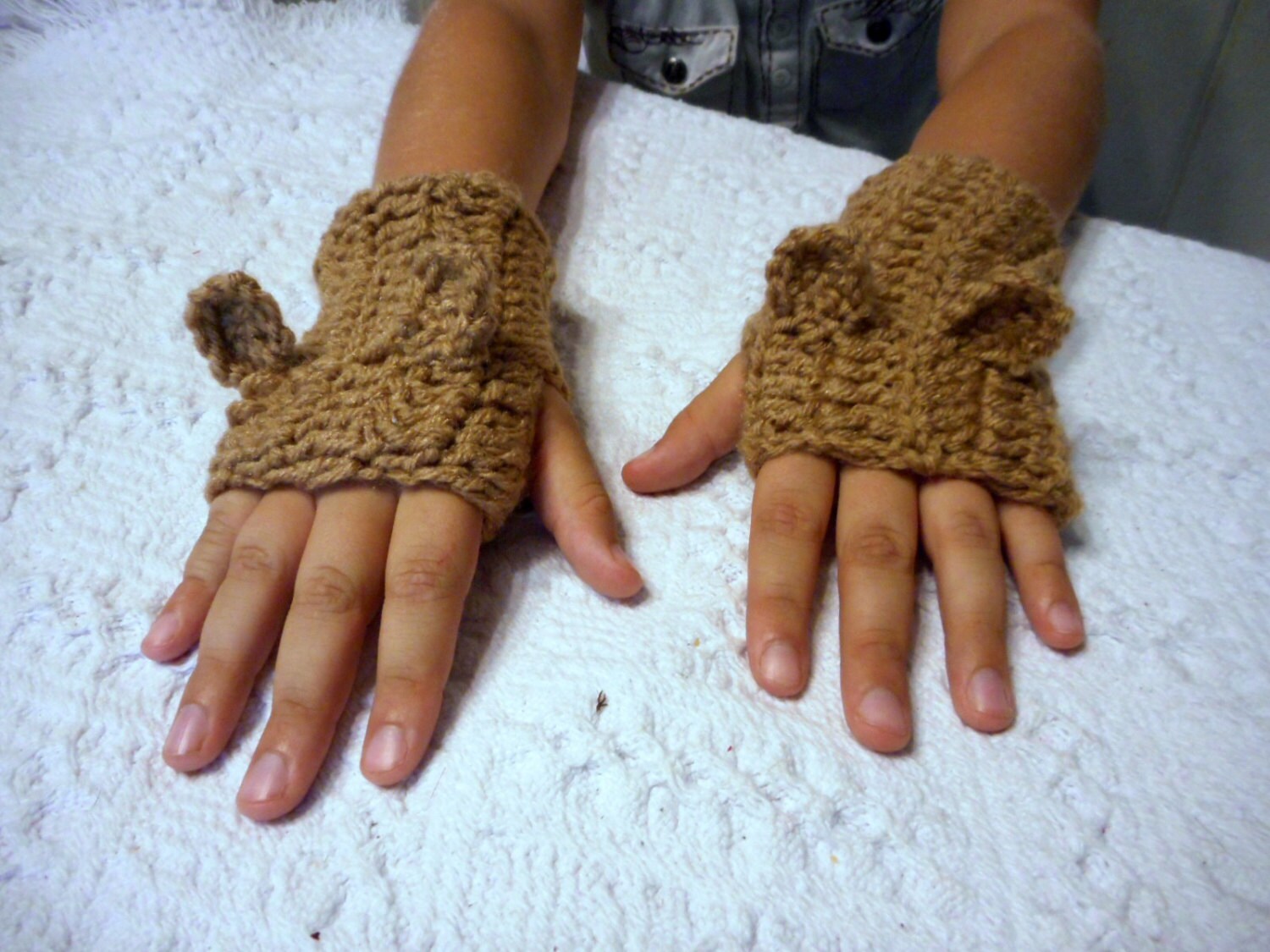 Teddy Bear GLoves. Handmade Children's brown bear ear