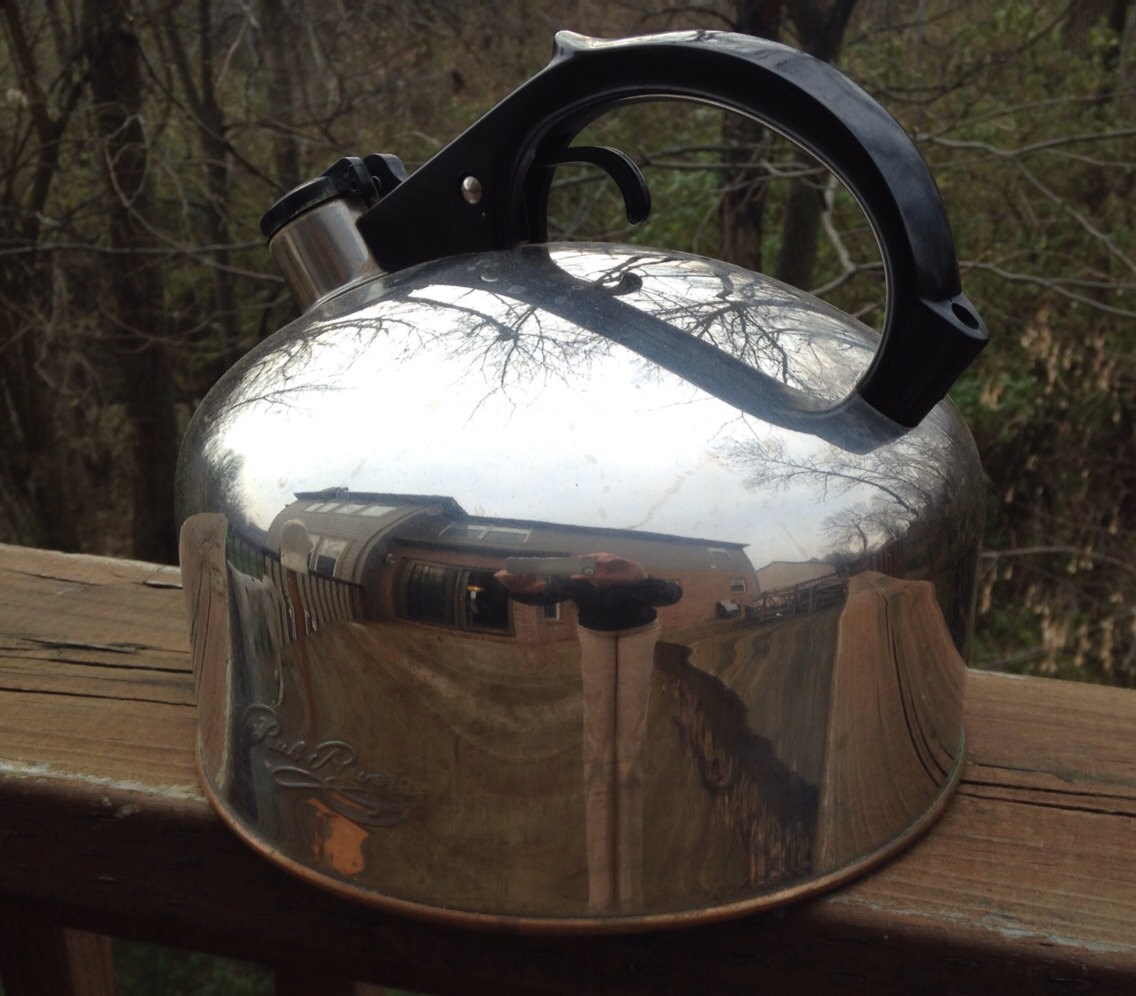 Revere ware tea kettle. Vintage whistling tea kettle. 1801
