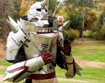 Alphonse Elric: Full Metal Alchemist in full real metal armor, Steampunk accents