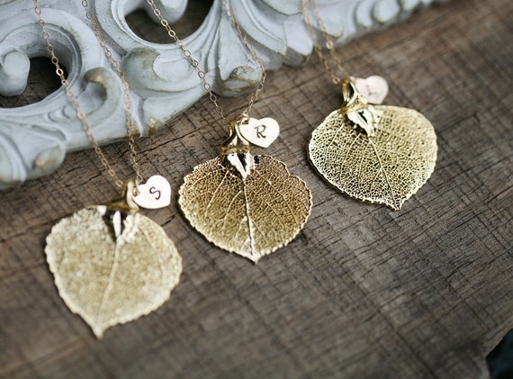 https://www.etsy.com/listing/159158035/15-offset-of-6leaf-necklaceheart?ref=sr_gallery_9&ga_search_query=gifts+for+autumn&ga_spelling_accepted=gifts+for+autimn&ga_search_type=all&ga_view_type=gallery