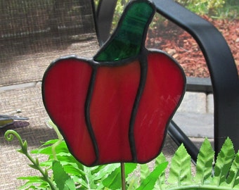 Stained Glass Vivid "Red Bell Pepper" Garden Plant Stake/Garden Marker with Black Patina Finish
