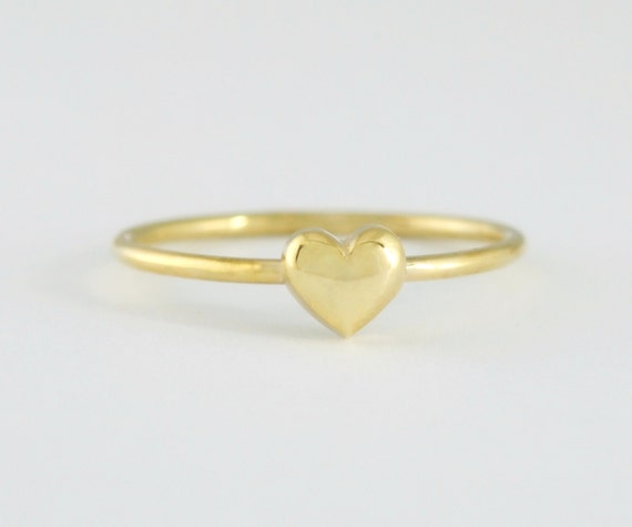 Solid 14K Gold Heart Ring 3D