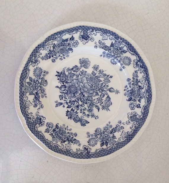 Items similar to Kensington Staffordshire Ironstone 1801 - Balmoral ...