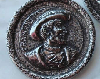Vintage set 3 large metal buttons w/ Francois 1st profile.medieval. from Siena , Italy 1961 - MOD. DEP. 1 5/8" buttons 1960's sewing notions