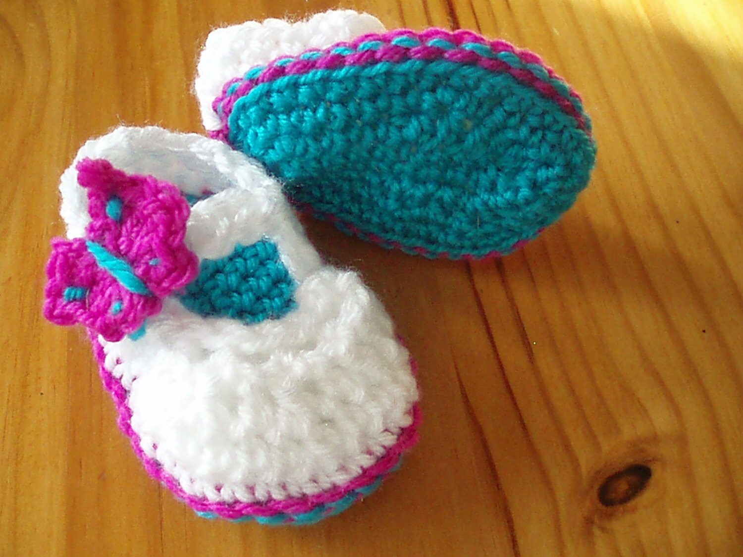 Crochet Pattern Baby Booties Mary Jane by JennyPetersPatterns