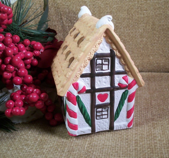 Candy Cane Wishes Gingerbread House Ceramic Christmas